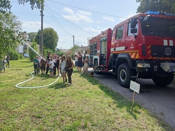 Локачинські рятувальники демонстрували техніку на благодійному проєкті 