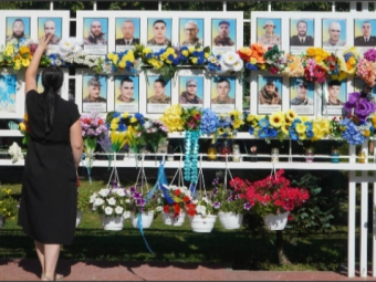 У Володимирі 35 захисникам посмертно присвоїли звання «Почесний громадянин громади» 