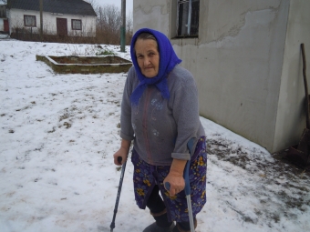 «На двох палицях ходжу на пошту по улюблені газети, бо мені їх не приносять» 