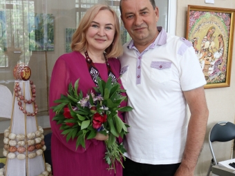 ТРИ ОСТРОВИ ЛЕСІ МАРТИНЮК 