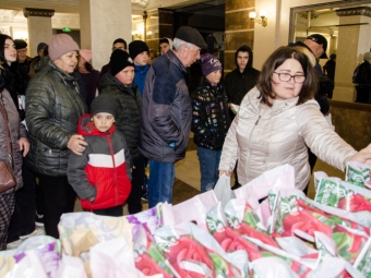 У Нововолинську дітям вручили великодні гостинці 