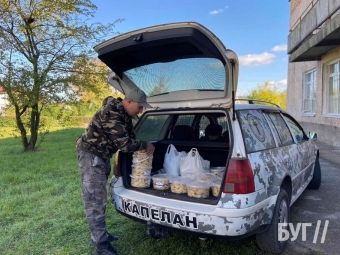 У Нововолинську вихованці Центру профтехосвіти готують вареники захисникам на передову 