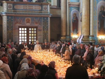 Розклад Ведикодніх богослужінь у храмах міста 