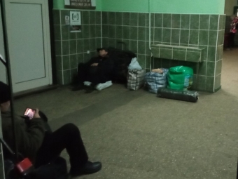 Чи таким має бути карантин на автостанції? 