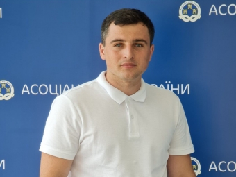Поромівська громада шукає сімейного лікаря і вітає усіх із Днем Незалежності 